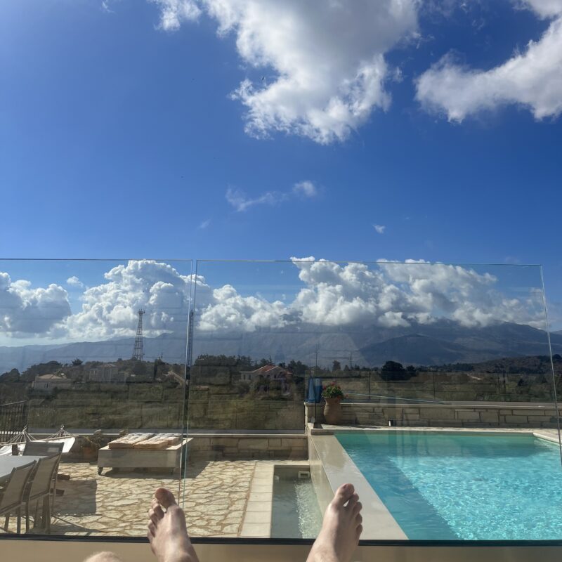 A33C486D-DA7E-4E6D-91F6-F40B937C2E1D